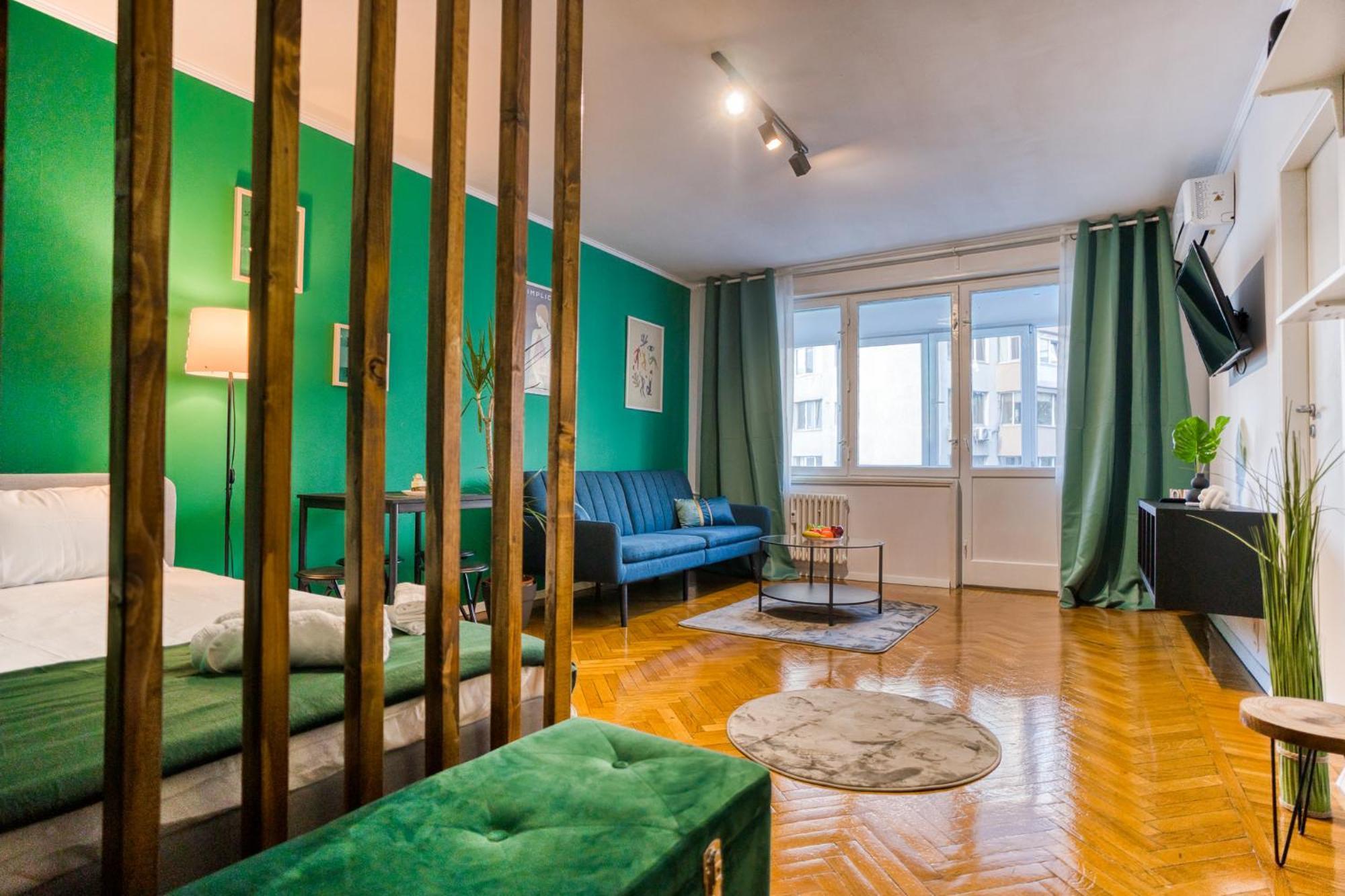 Hacienda Royal Palace - Central Designer Apartment Bucharest Exterior photo